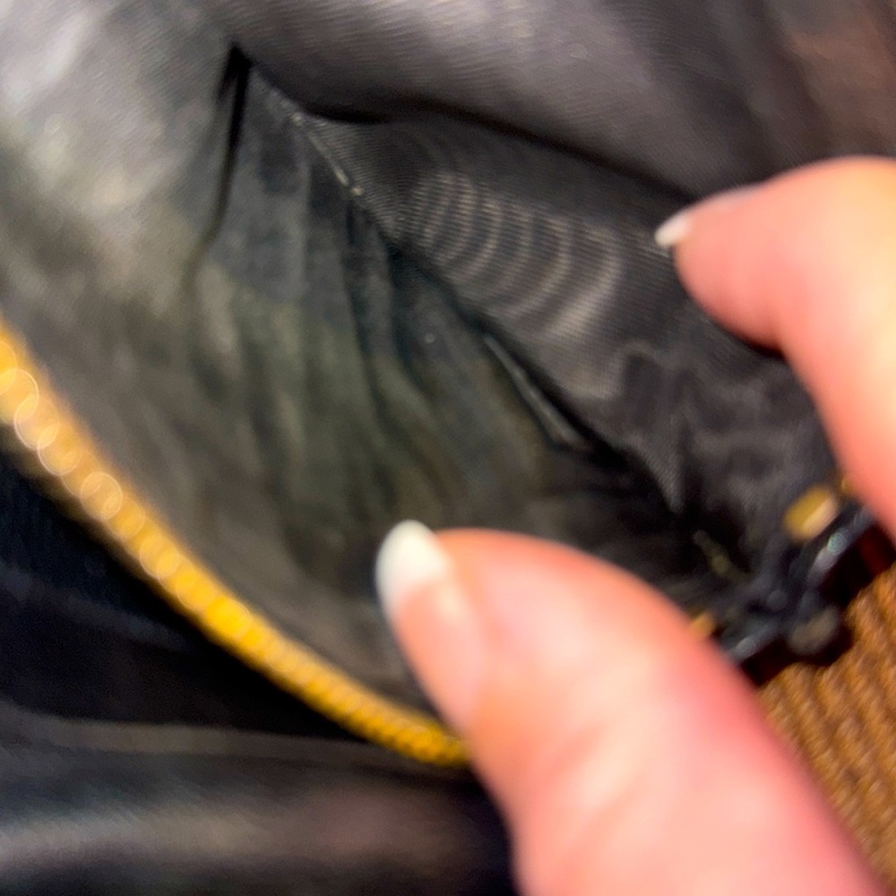 Prada Black Leather Wallet On Chain - Picture 11 of 15